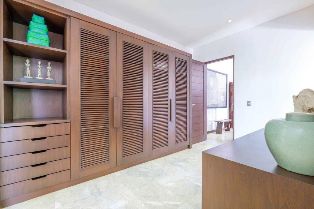 Kejora Beachfront Estate Sanur -Stunning Villa Eleven المظهر الخارجي الصورة